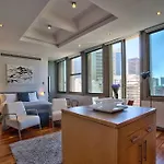 1008 Cartwrights Corner